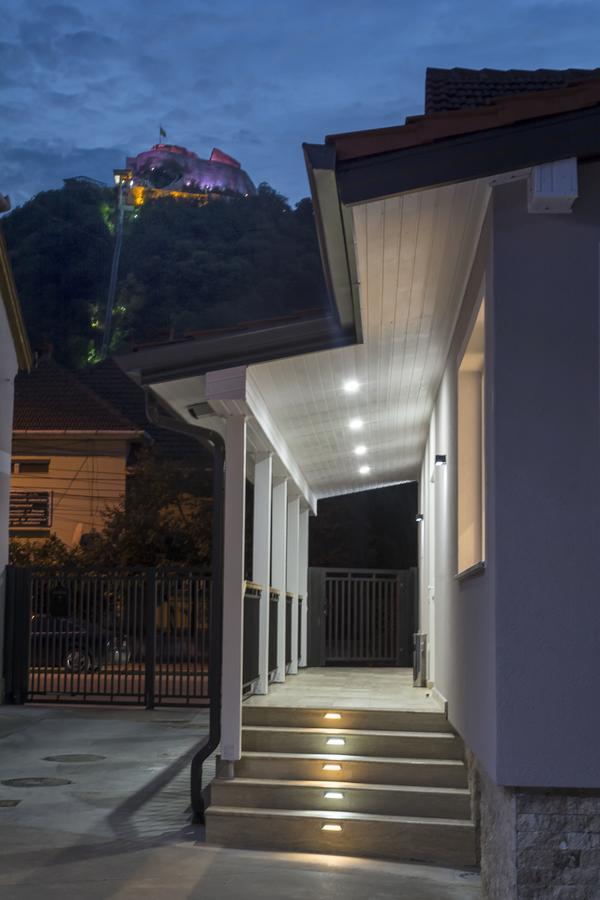 Casa Branga Bed & Breakfast เดวา ภายนอก รูปภาพ