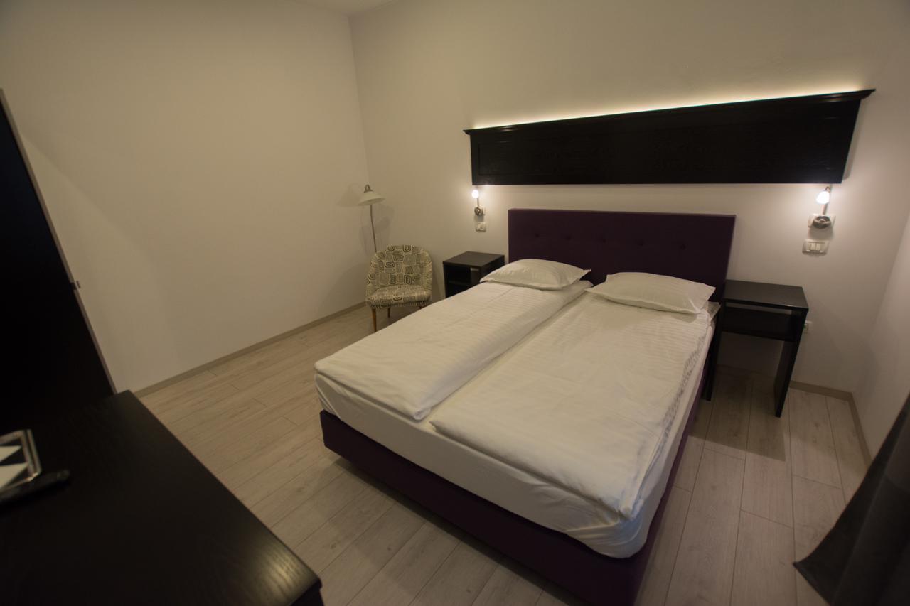 Casa Branga Bed & Breakfast เดวา ภายนอก รูปภาพ