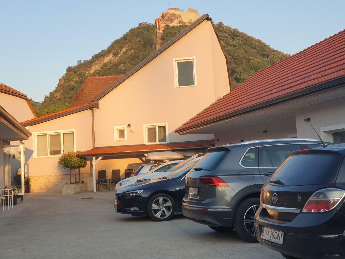 Casa Branga Bed & Breakfast เดวา ภายนอก รูปภาพ